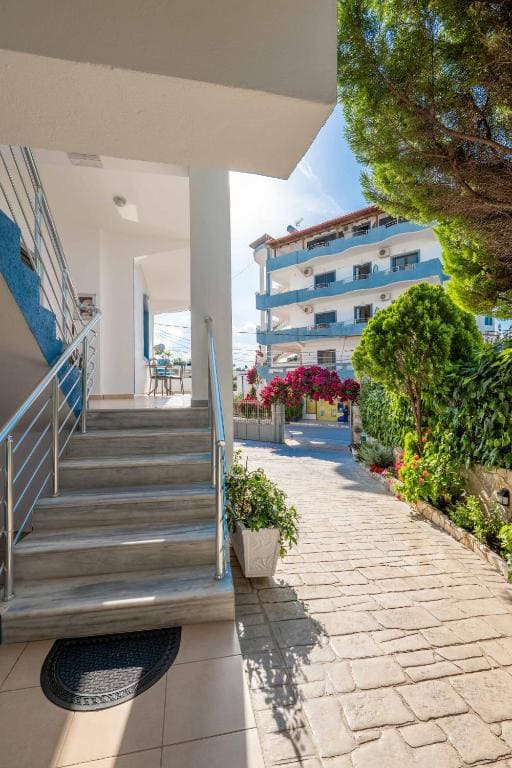 Luxurious Villa Overview